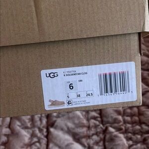 UGG Goldenstar Clog in Tan